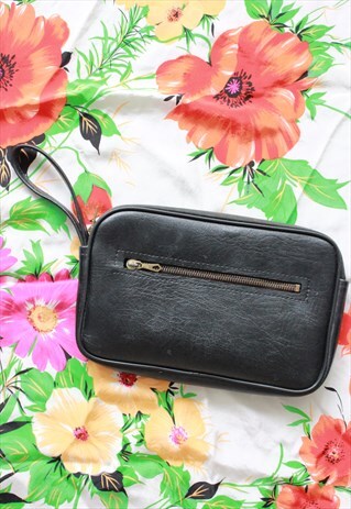 VINTAGE BLACK LEATHER PURSE