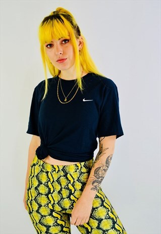 VINTAGE NIKE EMBROIDERED SWOOSH T-SHIRT