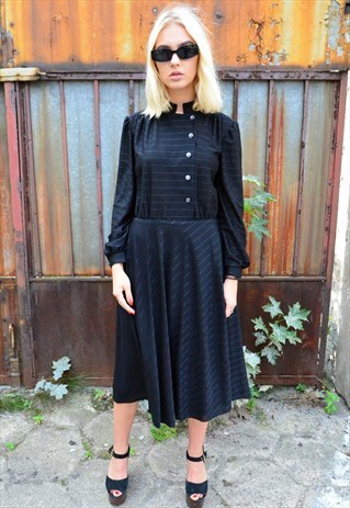 VINTAGE BLACK DRESS
