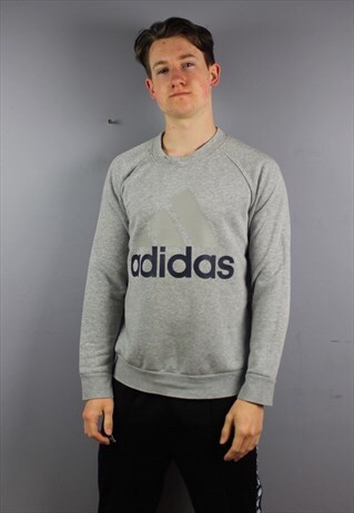 VINTAGE ADIDAS SWEATSHIRT IN GREY WITH PRINTED LOGOS. FITS A