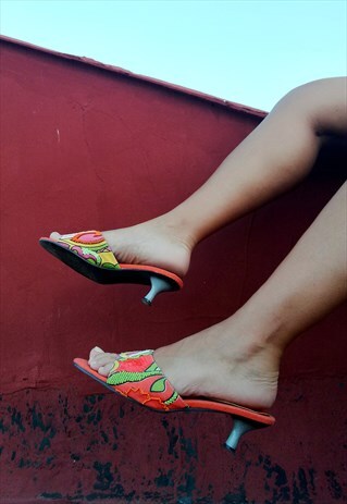 VINTAGE EBROIDERED MULES