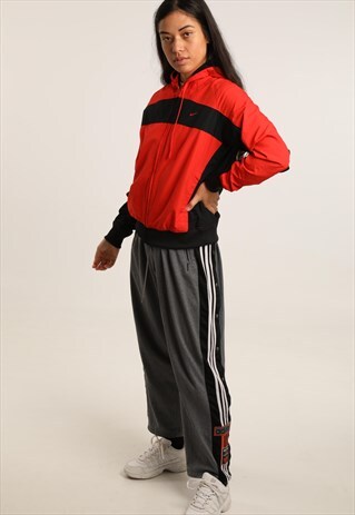 VINTAGE NIKE LIGHWEIGHT JACKET