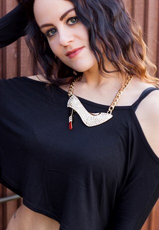 OVERSIZED HIGH HEEL STATEMENT NECKLACE