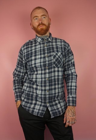 VINTAGE 1990S BLUE CHECK FLANNEL SHIRT