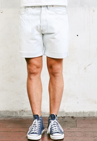 VINTAGE 90S LEVIS DENIM SHORTS