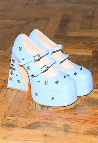 Vintage Y2K spike platform heel shoes in light blue