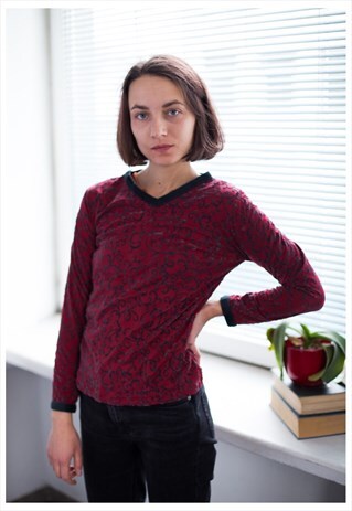 VINTAGE 90'S BURGUNDY RED VELVET DETAILS PATTERNED TOP