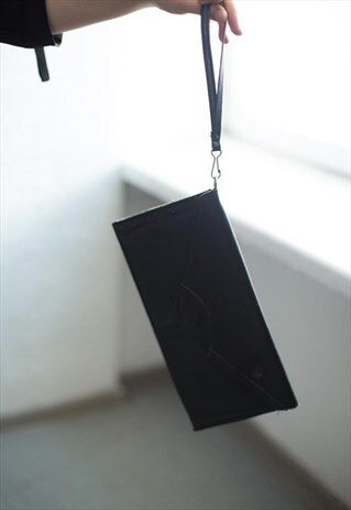 VINTAGE 80'S BLACK LEATHER CLUTCH BAG