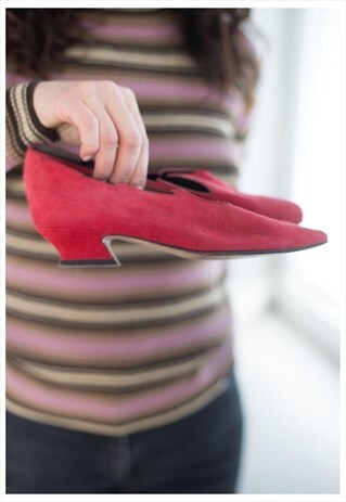VINTAGE 50'S RED SUEDE SHOES