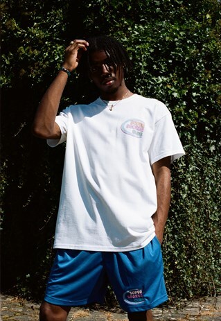 SHORTS IN BLUE WITH EMBROIDERED SUPER SOAKER DESIGN