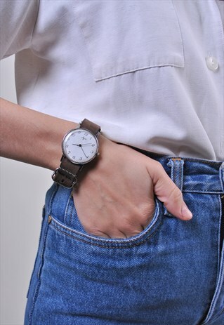 70S VINTAGE LUCH CLASSIC USSR WATCH WITH LEATHER STRAP