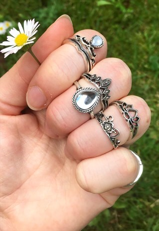 WOMENS BOHO FESTIVAL FLOWER GEM SILVER COLOUR SET OF RINGS
