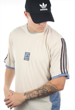 VINTAGE 90S ADIDAS SMALL LOGO T SHIRT TEE
