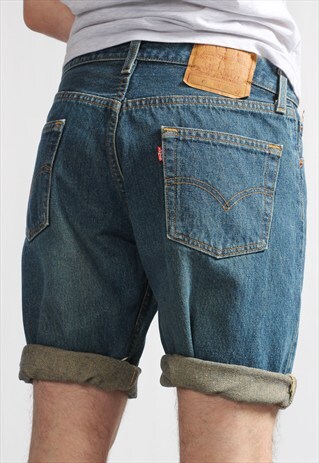 VINTAGE LEVI'S DENIM SHORTS
