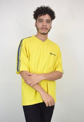 VINTAGE 90'S SERGIO TACCHINI T-SHIRT