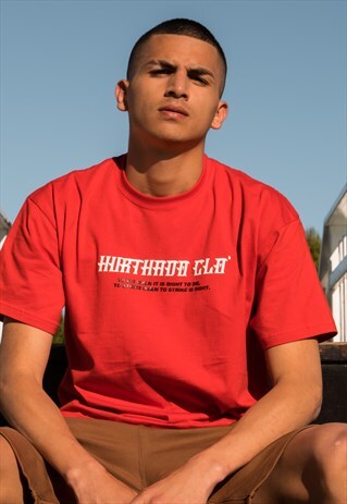 SHORT SLEEVED GRAPHIC T-SHIRT IN RED WITH RECTITUDE PRINT