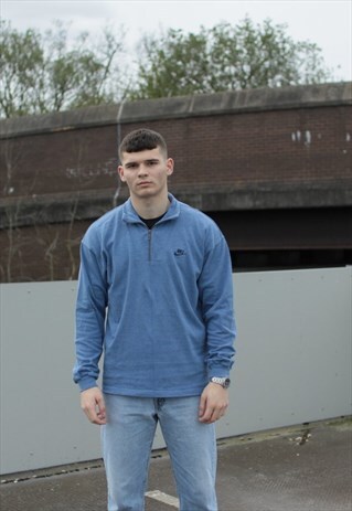 VINTAGE BLUE NIKE 1/4 ZIP SWEATSHIRT
