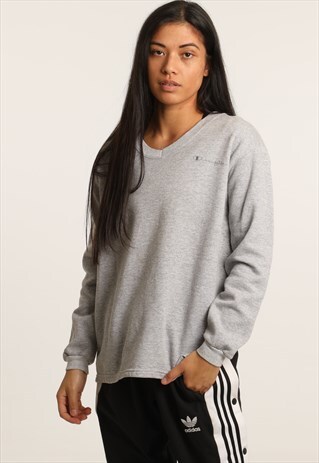 VINTAGE CHAMPION EMBROIDERED SPELLOUT SWEATSHIRT