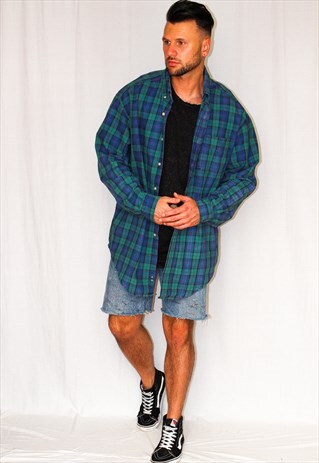 VINTAGE OVERSIZED PLAID SHIRT