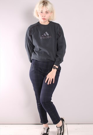 VINTAGE ADIDAS SWEATSHIRT
