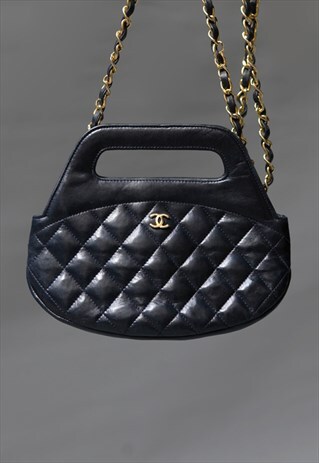 RARE VINTAGE 80'S CHANEL CLUTCH LEATHER BAG