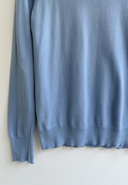 garment image
