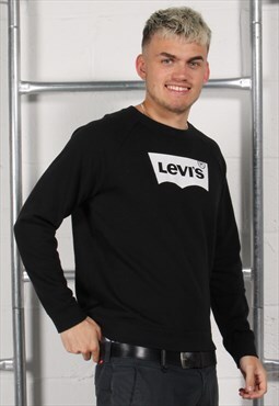 Vintage Levi's Sweatshirt in Black Pullover Jumper Medium