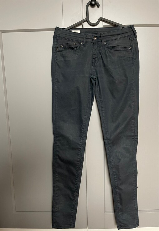 garment image