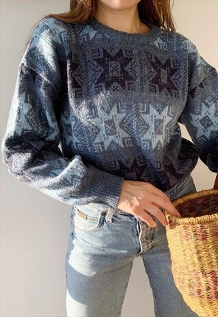 VINTAGE 80S FAIR ISLE PATTERN CHRISTMAS JUMPER IN BLUE