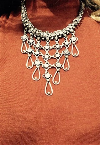 PYRAMID NECKLACE SILVER
