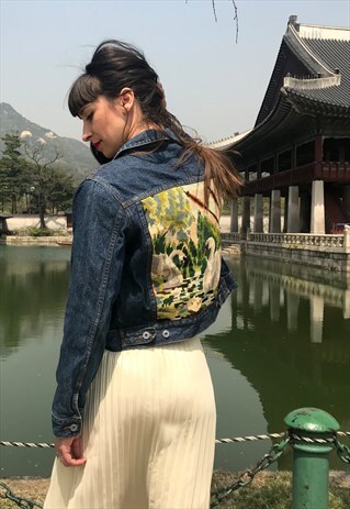 FRANKIE. DENIM JACKET REWORKED WITH VINTAGE TAPESTRY