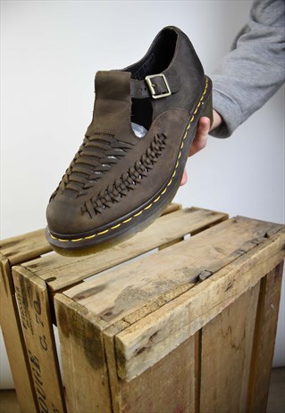 DR. MARTENS WOMENS MINDY BLOCKED HEEL SANDELS