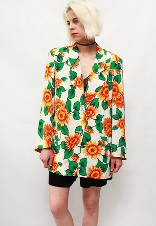 VINTAGE 80' UNIQUE BEAUTIFUL WHITE FLOWER LONG SILK JACKET