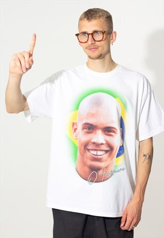 RONALDO FOOTBALL UNISEX PRINTED T-SHIRT IN WHITE