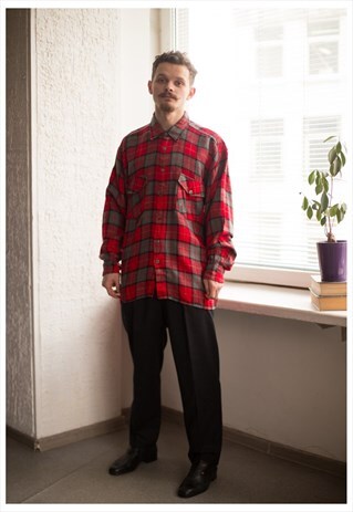 VINTAGE 90'S RED PLAID WOOL SHIRT
