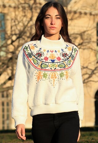 SOFT BORG EMBROIDERED SWEATSHIRT