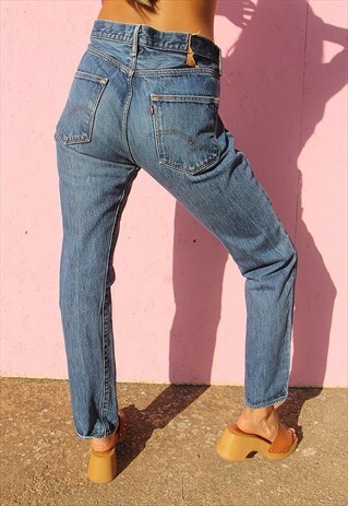 501 LEVI'S JEANS IN BLUE