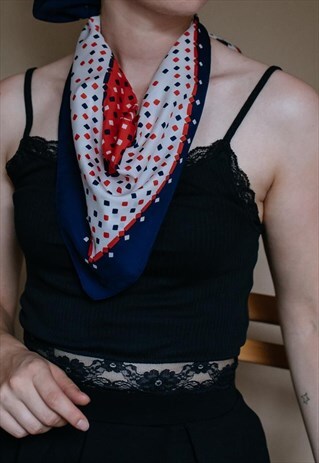 VINTAGE 70S RED PATTERNED SCARF