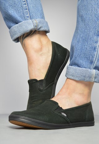 VINTAGE 90S VANS BLACK SLIP ON SHOES PREPPY RETRO FESTIVAL