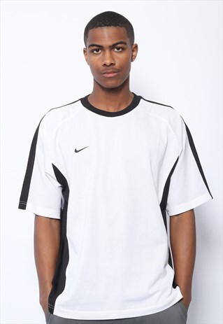 VINTAGE NIKE LOGO T-SHIRT WHITE