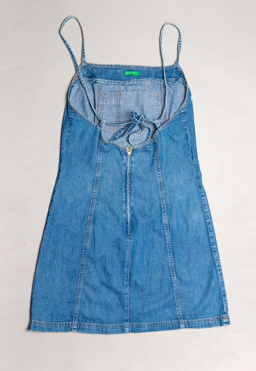 garment image