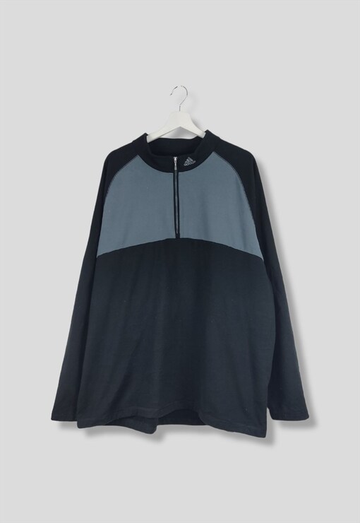 garment image
