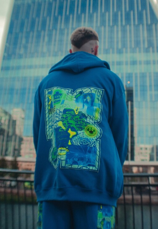 garment image