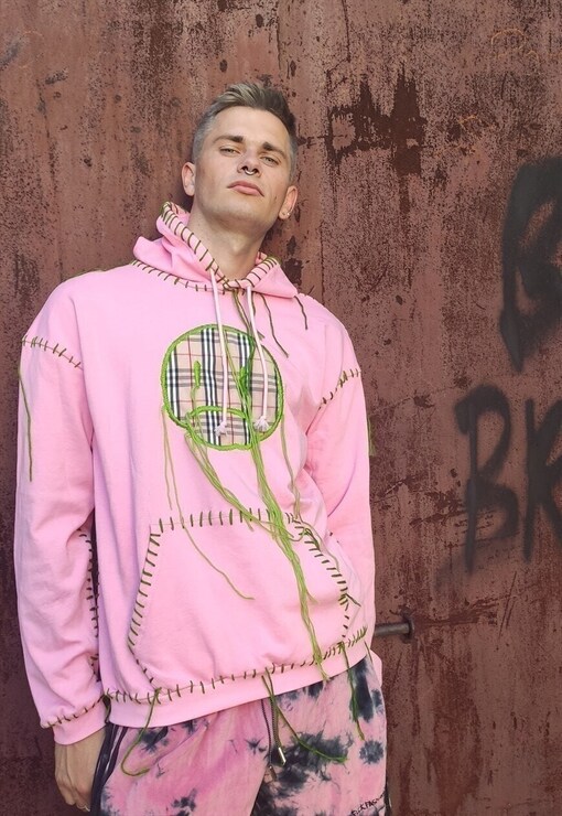 garment image