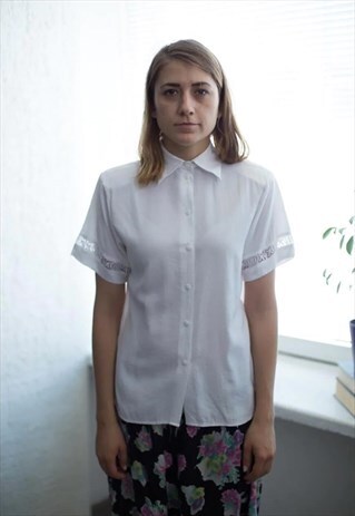 VINTAGE 80'S WHITE SHORT SLEEVED SHIRT