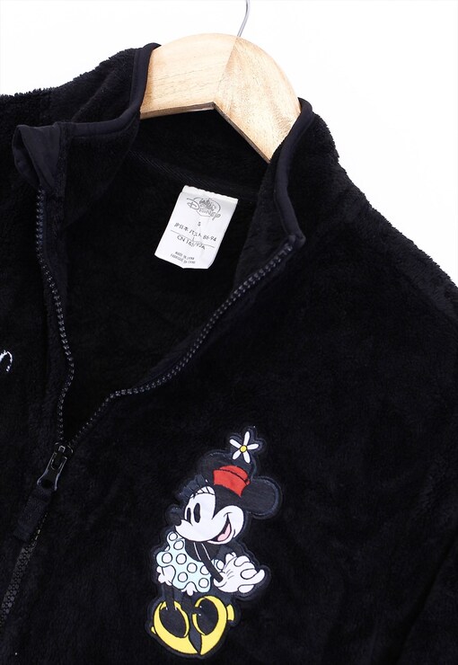 garment image