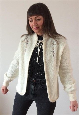 VINTAGE 70S/80S CREAM ESCADA CARDIGAN