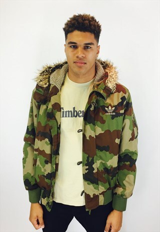 ADIDAS ORIGINALS CAMO PUFFER