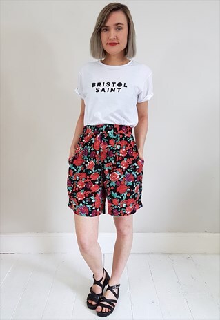 VINTAGE 90'S RED AND GREEN FLORAL SHORTS SKORT CULOTTES