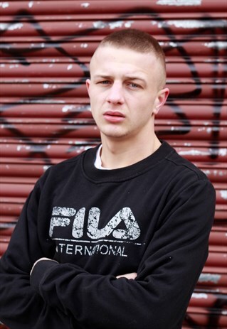 Y2K FILA INTERNATIONAL SPELL OUT LOGO SWEATSHIRT